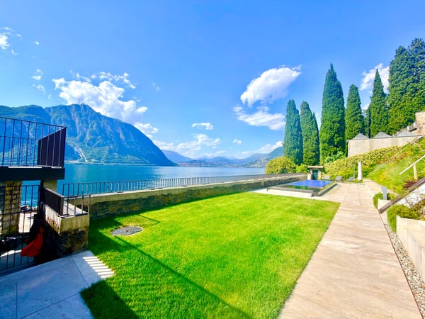 3726 - DIRECTLY ON THE LAKE - ONLY FIRST RESIDENCE - LUXUS APARTMENT WITH PRIVATE BEACH 2