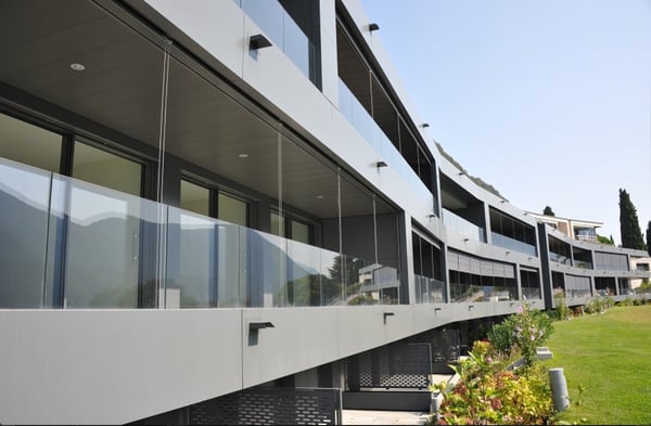 VILLA or DUPLEX APARTMENT CHARMING LAKE VIEW 33