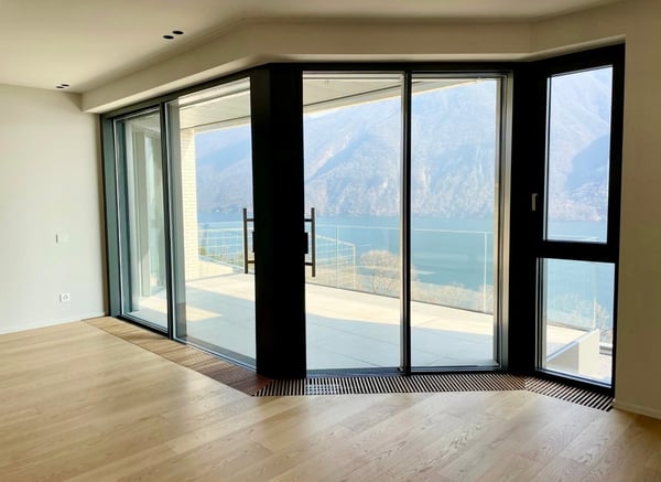 VILLA or DUPLEX APARTMENT CHARMING LAKE VIEW 27