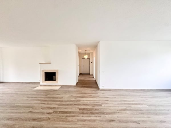 3777 - HELLES DOPPELWINKELWOHNUNG – AUCH ALS ZWEITWOHNSITZ GEEIGNET – COLLINA D'ORO 2