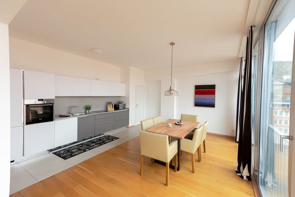 Luxuriöse möblierte 1.5-Zimmer-Wohnung mit Service im Zentrum von Biel 11