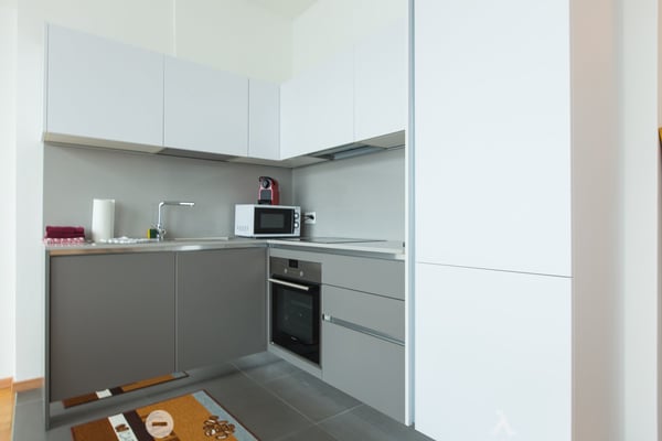 Luxuriöse möblierte 3.5-Zimmer-Wohnung mit Service im Zentrum von Biel 4