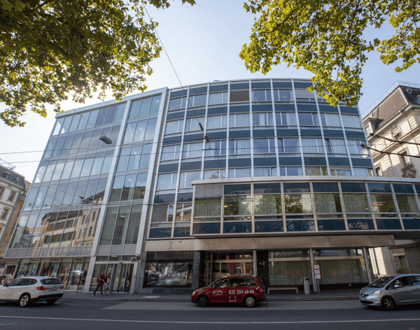 Luxuriöse möblierte 1.5-Zimmer-Wohnung mit Service im Zentrum von Biel 9