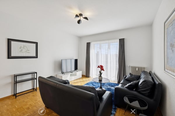 Möblierte 4-Zimmer-Wohnung mit Service im Zentrum Biel/Bienne 2