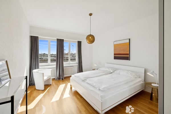 Möblierte 4-Zimmer-Wohnung mit Service im Zentrum Biel/Bienne 1