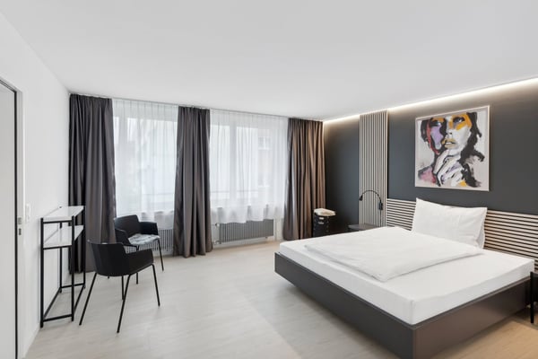 Möblierte 2-Zimmer-Wohnung mit Service im Zentrum von Bern 4