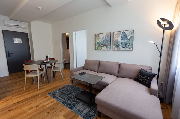 Möblierte 2.5-Zimmer-Wohnung mit Service - Gümligen bei Bern 2