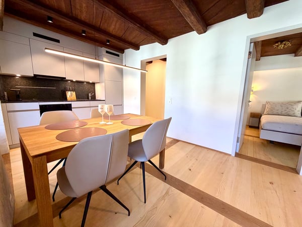 Luxuriöse möblierte 2.5-Zimmer-Wohnung in der Altstadt von Luzern 6
