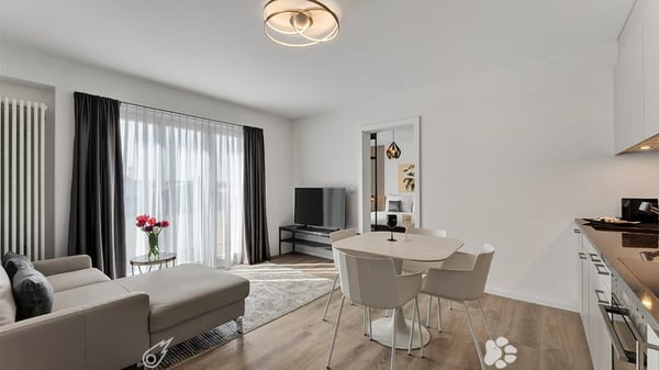 Moderne möblierte 2-Zimmer-Wohnung mit Service und Balkon in Biel 3