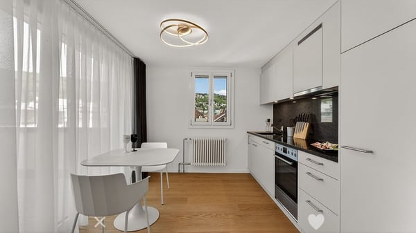 Eklusive möblierte 2.5-Zimmer Attika Wohnung mit Service und Terrasse in Biel 6