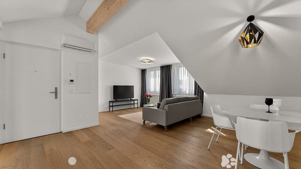 Eklusive möblierte 2.5-Zimmer Attika Wohnung mit Service und Terrasse in Biel 3
