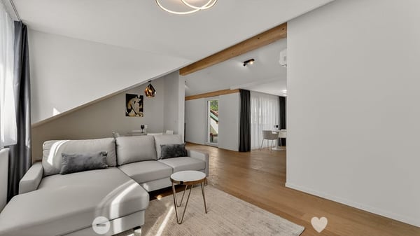 Eklusive möblierte 2.5-Zimmer Attika Wohnung mit Service und Terrasse in Biel 5
