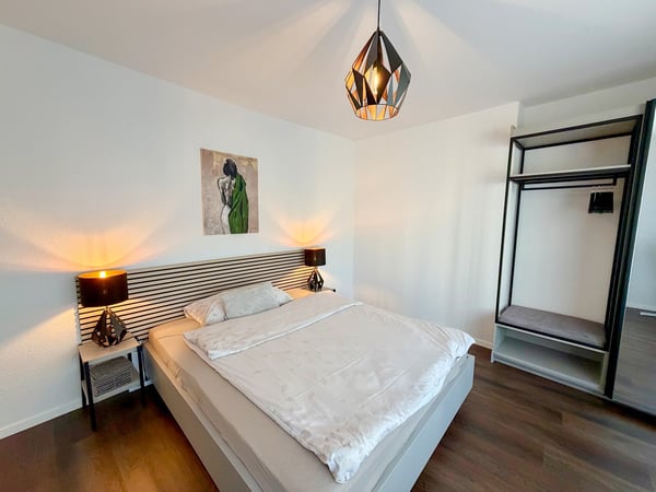 Möblierte 3.5-Zimmer-Apartment mit Balkon in der Innenstadt Zürich 1