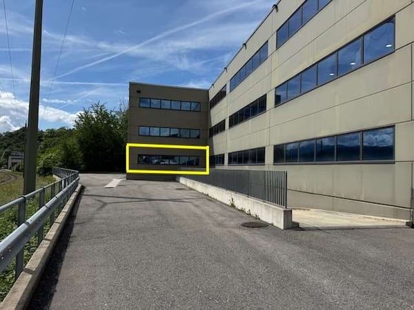 Moderni spazi in nuovo capannone 6