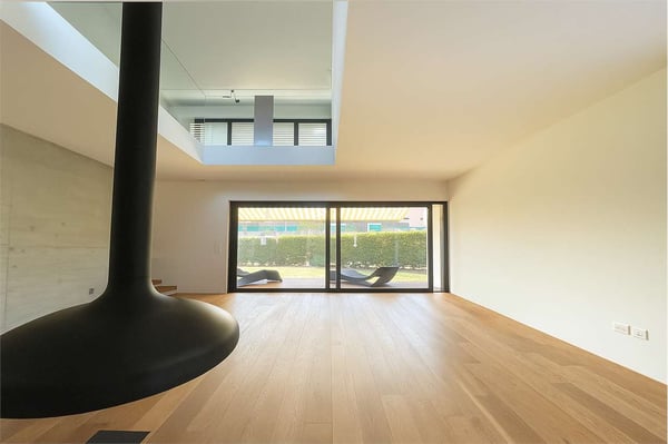 Villa moderna a San Pietro di Stabio 1