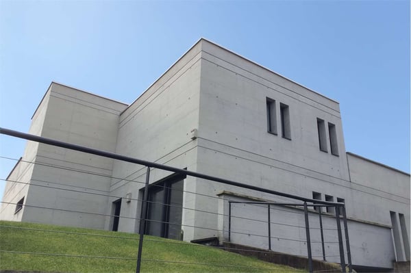 Villa moderna a San Pietro di Stabio 3