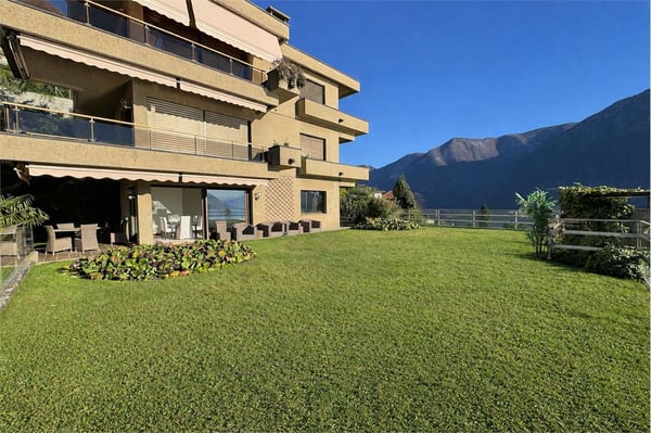 Ferienwohnung mit Seeblick und Garten 3