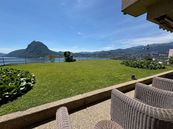 Ferienwohnung mit Seeblick und Garten
