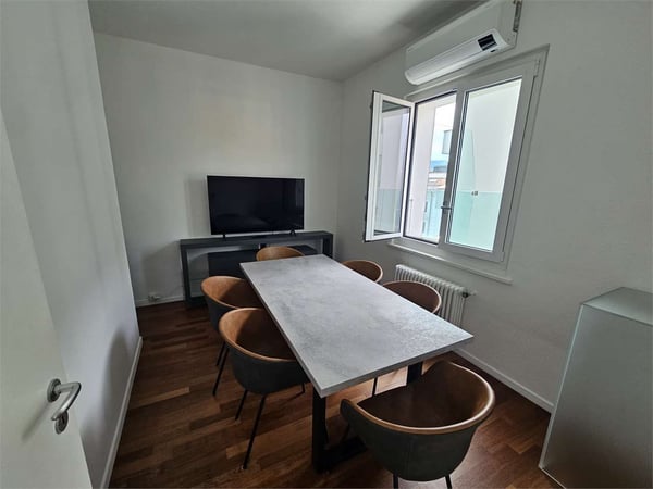 Lugano centro, affitto ufficio di 2.5 locali 7