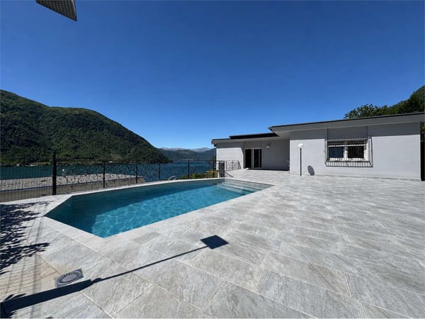 Villa con piscina 3