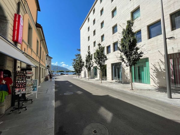 Lugano, ampio appartamento in centro 9