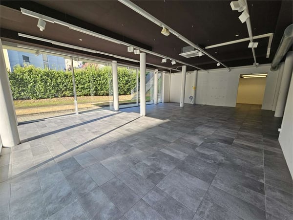 Negozio-spazio commerciale in affitto a Lugano 5