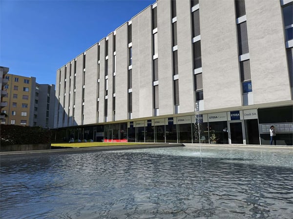 Negozio-spazio commerciale in affitto a Lugano 2