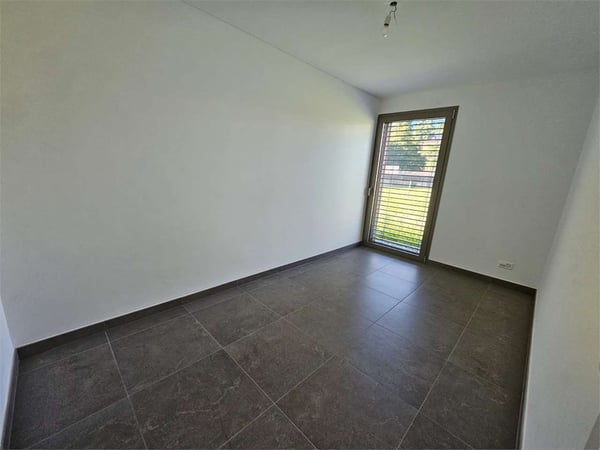 Giubiasco recente 1.5 locali con giardino 13