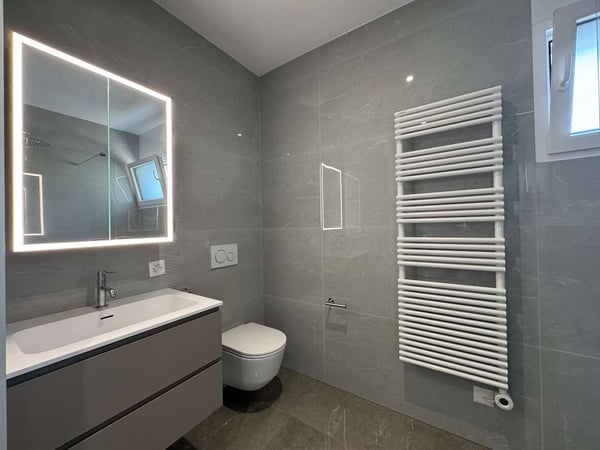 Moderne 2.5 Wohnung 8