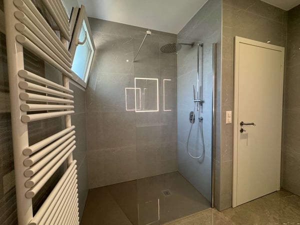Moderne 2.5 Wohnung 9