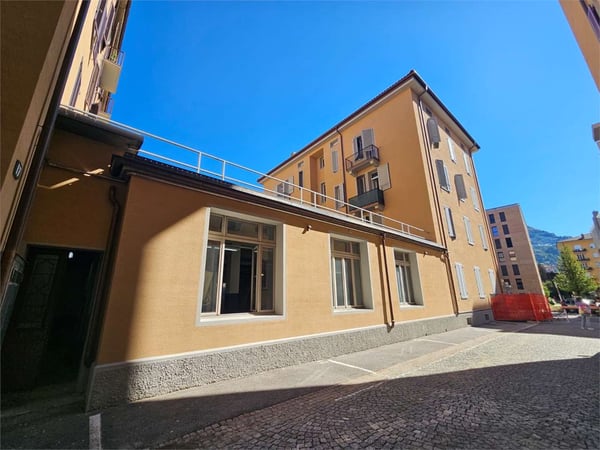 Lugano Centro, Spazio commerciale di 308 m² con uffici e area produtti 2