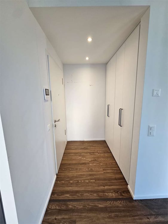 Mendrisio, recente  3.5 locali con balcone 8