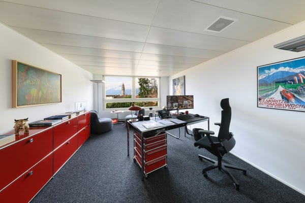 ASCONA - Spazio commerciale ad uso ufficio con stupenda vista 4