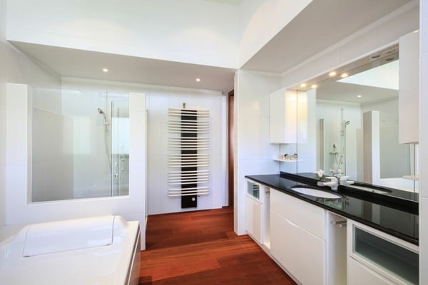 MURALTO - Ampio attico con vista sul Lago Maggiore 17