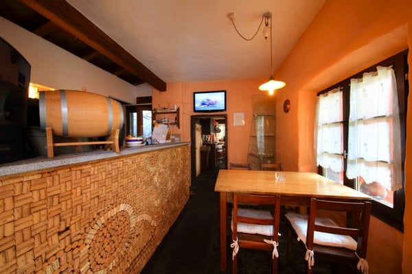 GORDEVIO - Bellissimo grotto ticinese 7