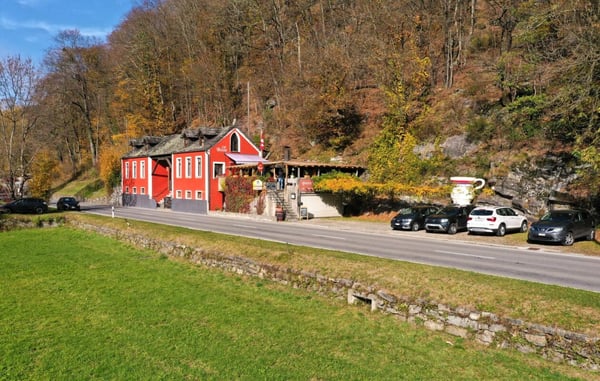GORDEVIO - Bellissimo grotto ticinese 9