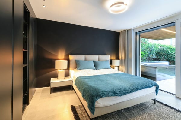 MURALTO - Moderno appartamento con giardino in centro città 16