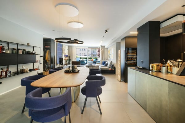 MURALTO - Moderno appartamento con giardino in centro città 7