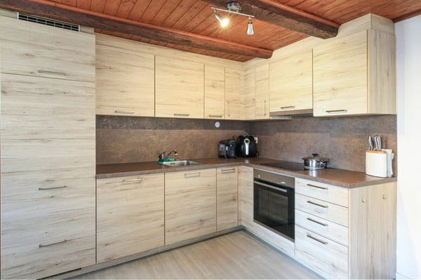 PIANEZZO - Suggestiva casa bifamiliare di nucleo 5