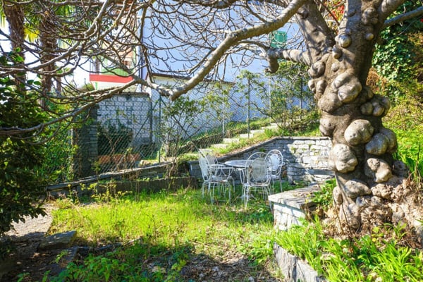 ORSELINA - Baugrundstück mit Panorama & Häuschen 9