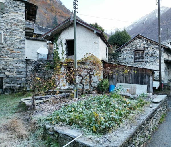 GORDEVIO - Rustici zum Renovieren mit Grundstück 8