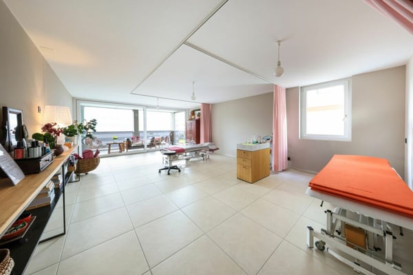 GORDOLA - Luminoso studio di terapie 6