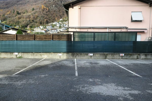 GORDOLA - Luminoso studio di terapie 12