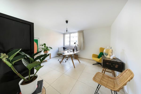 GORDOLA - Luminoso studio di terapie 5