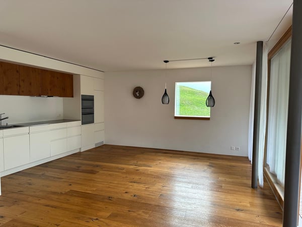 Moderne 6.5-Zimmerwohnung mit Weitsicht in Breil/Brigels 3
