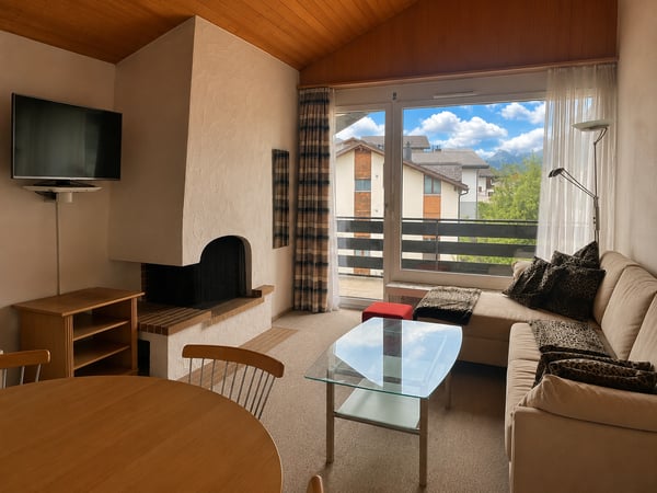 Gemütliche 1.5-Zimmerwohnung mit Galerie in Obersaxen 2