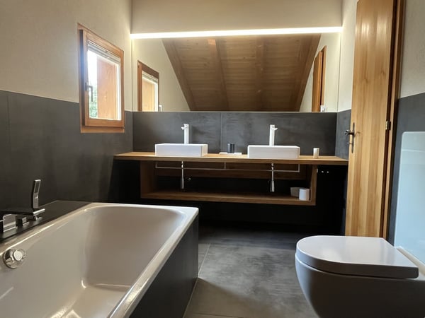 Charmante Haushälfte mit Studio in Laax 9