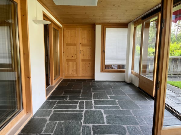 Charmante Haushälfte mit Studio in Laax 4