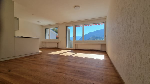 Helle 4.5-Zimmer-Wohnung mit Bergblick in Bonaduz – ab sofort verfügbar! 2