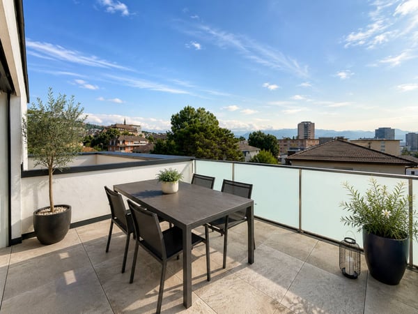 Attique de 2020, terrasse de 51 m² et vue sur l'arc lémanique 2
